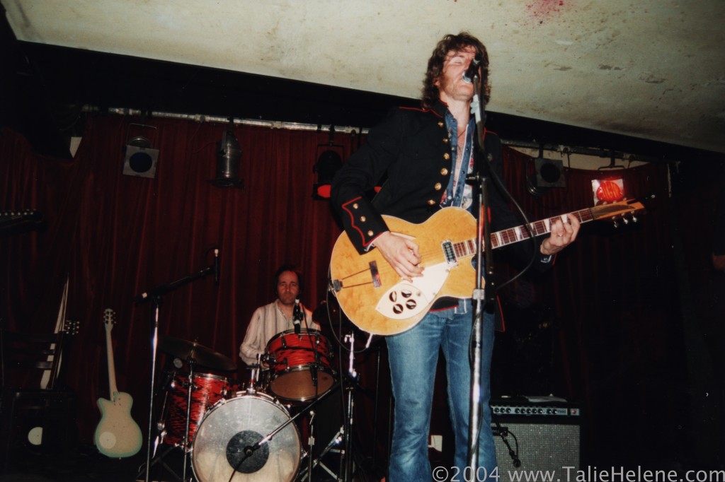 Tim Rogers and The Temperance Union at the industry showcase gig for 'Spit Polish' at The Evelyn Hotel, 2004.